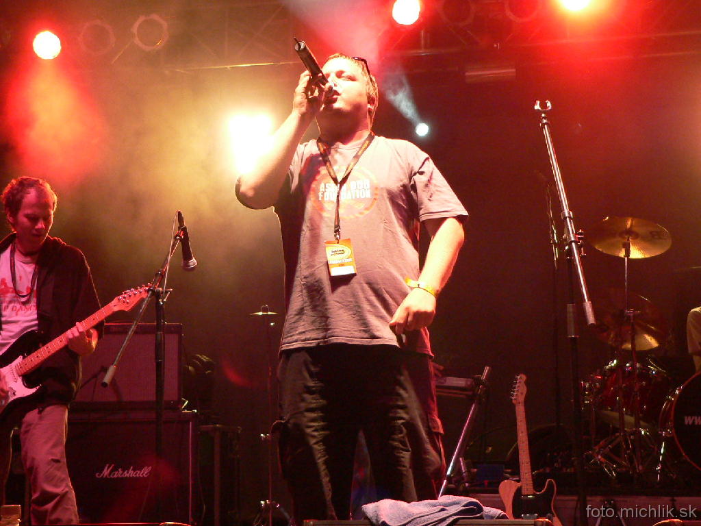 p1070012 Lasky / Para