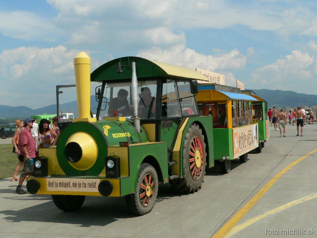 p1070738 Kofola vláčik