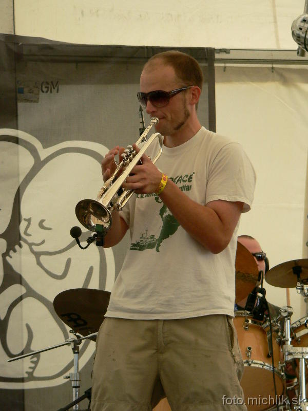 p1070838 James Ashan