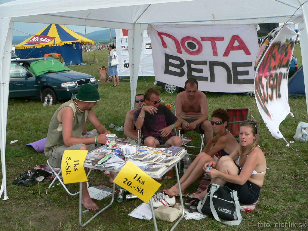 p1080069 Stánok Nota Bene