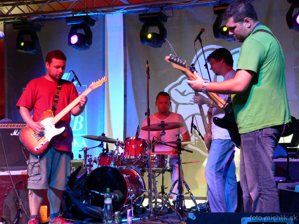 p1080095 Dorota Nvotová - band