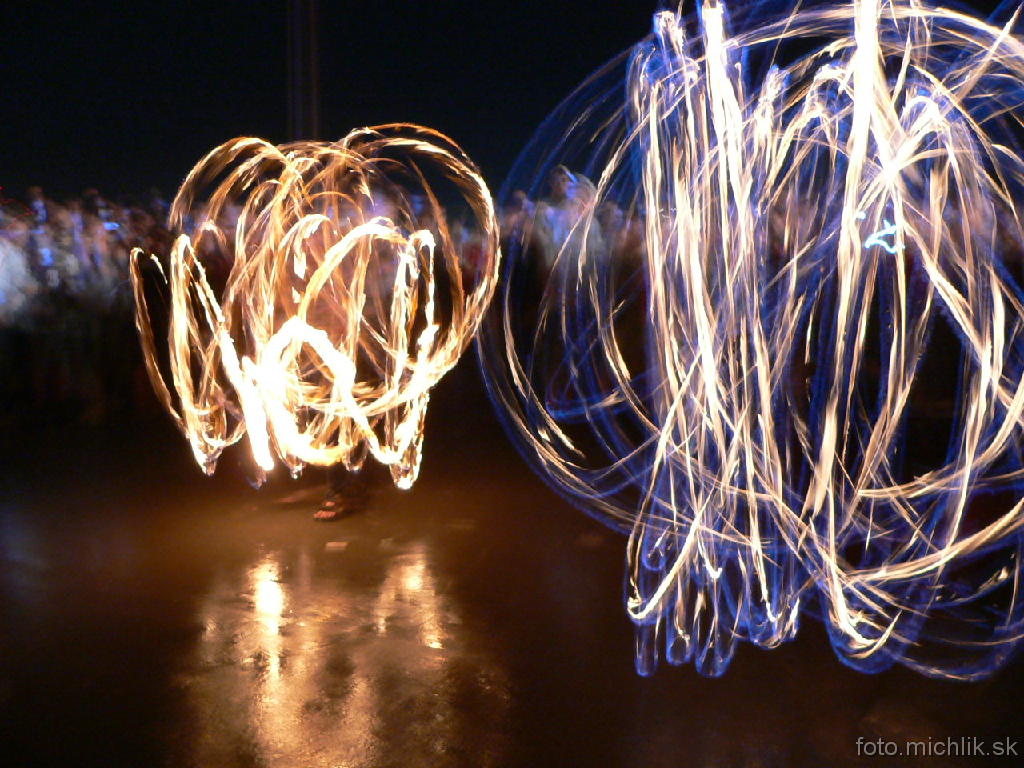 p1090011 Ohňová show počas vystúpenia Prodigy