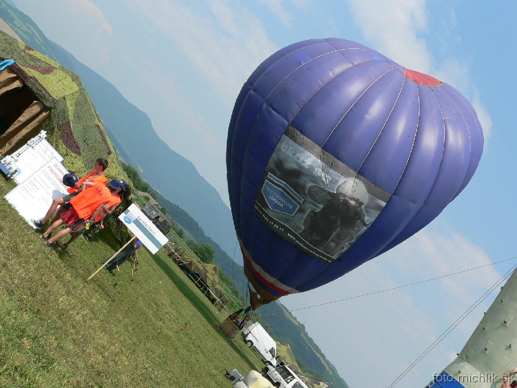 p1180663 Kto chcel, mohol sa nechať zavaliť balónom