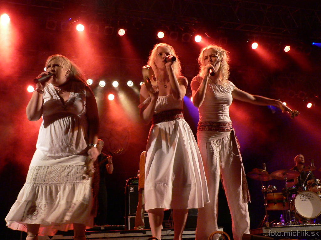 p1180909 Värttinä (celkom pekné a hlavne skvelo spievajúce babenky z Fínska)