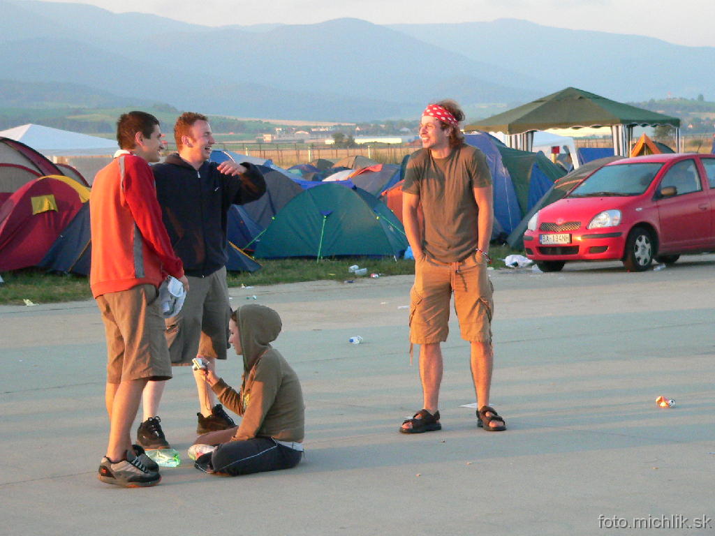 p1190495 4:24 ráno, keď ešte ani Varga nebol hore aby privítal ranné Slnko