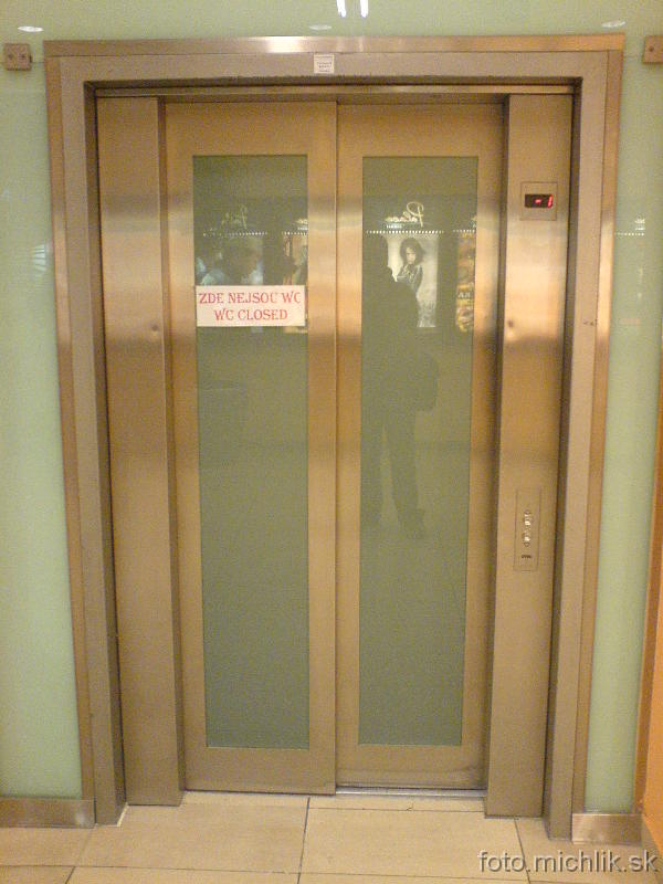 20060306173356 Zde WC nejsou